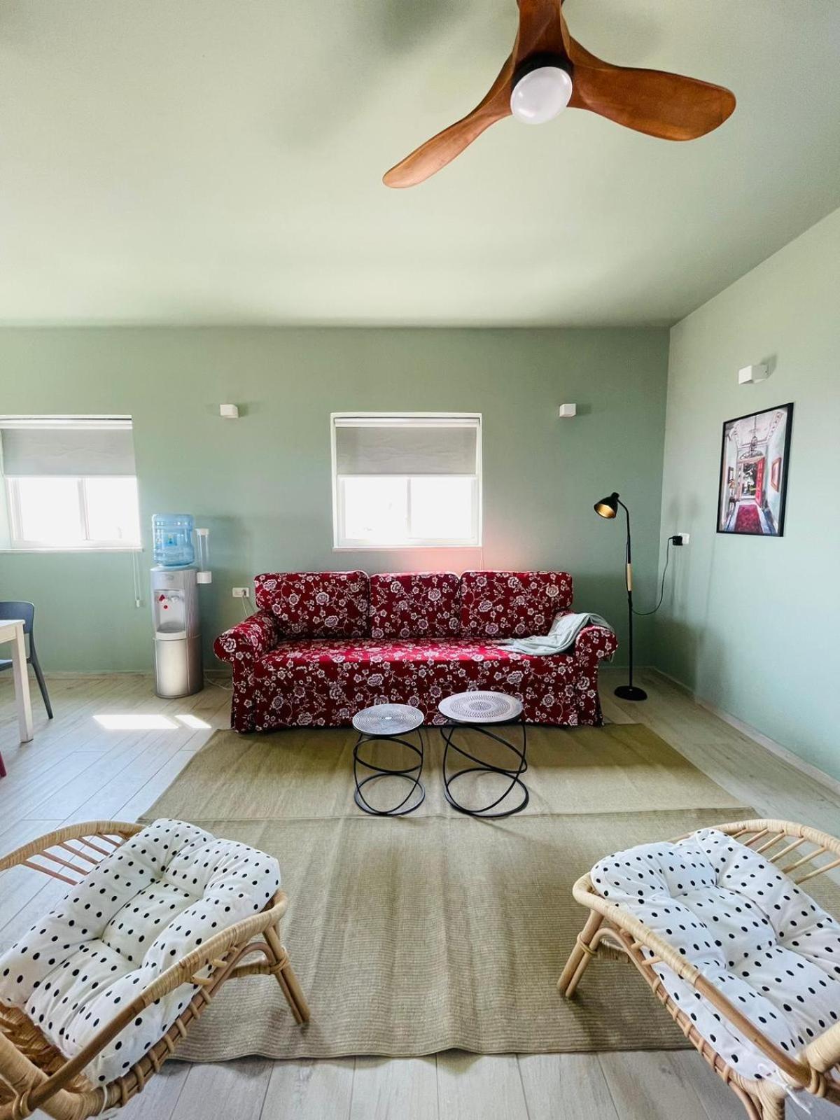 בין הר ובין ים Apartment Avnat Exterior foto