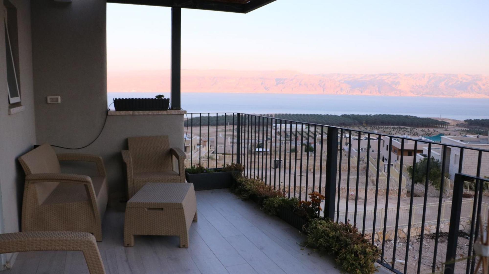 בין הר ובין ים Apartment Avnat Exterior foto